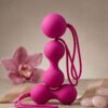 pomelli_photoshoot_image_9_16_0616 Bolas Kegel para mujeres ideales para fortalecer el suelo pélvico, mejorar el control de la micción, apoyar la recuperación postparto y aumentar el placer sexual.